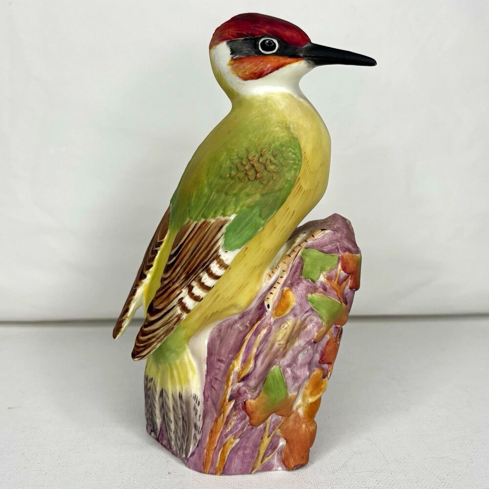 Royal Worcester Woodpecker Figurine Bone China Hand Painted England MPN 3245